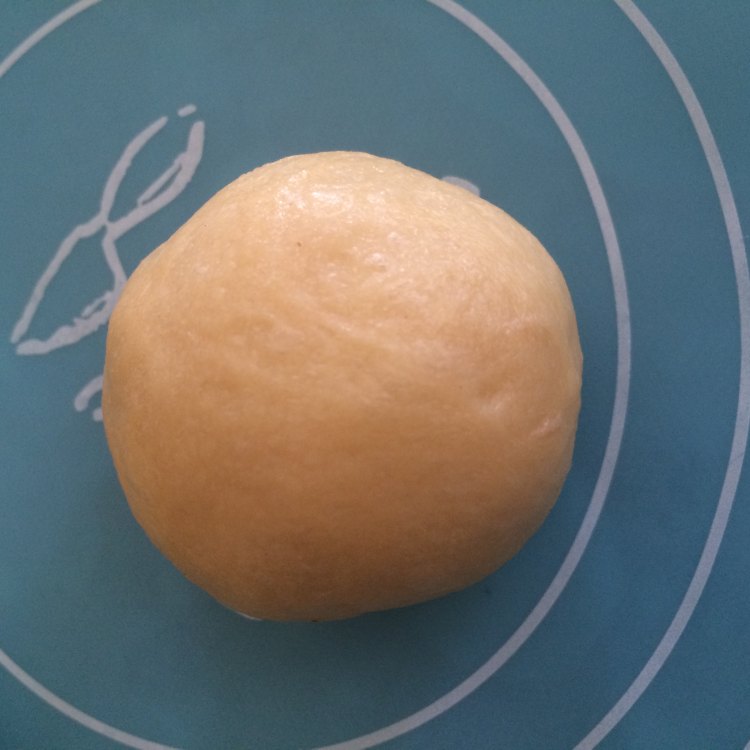 牛奶豆沙小面包步骤5