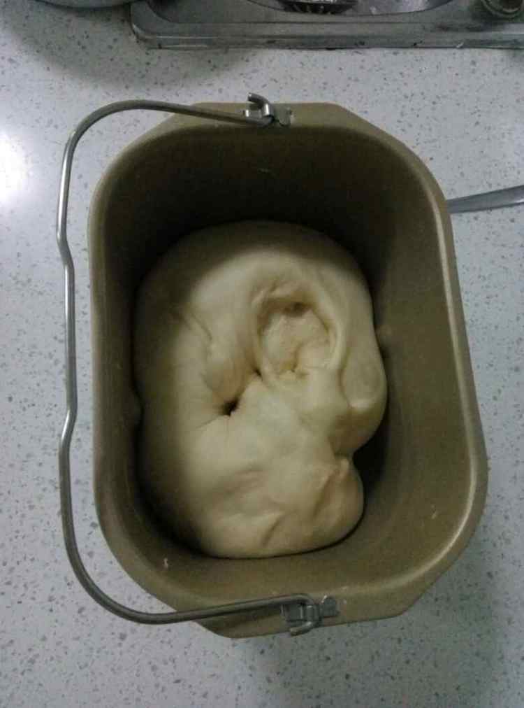 牛奶软面包步骤3