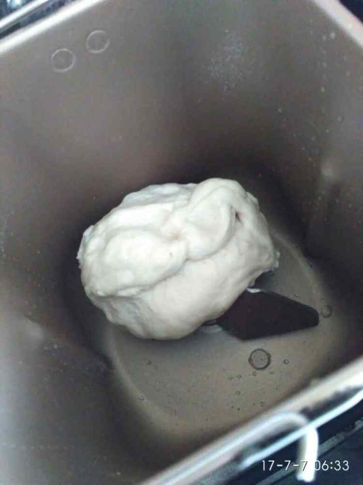日式蔓越莓牛奶面包步骤2
