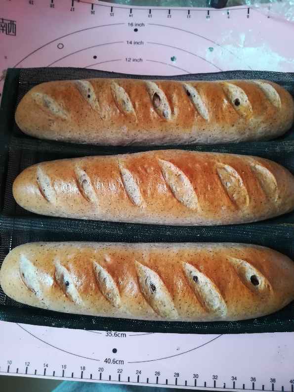 紫米红豆面包步骤18