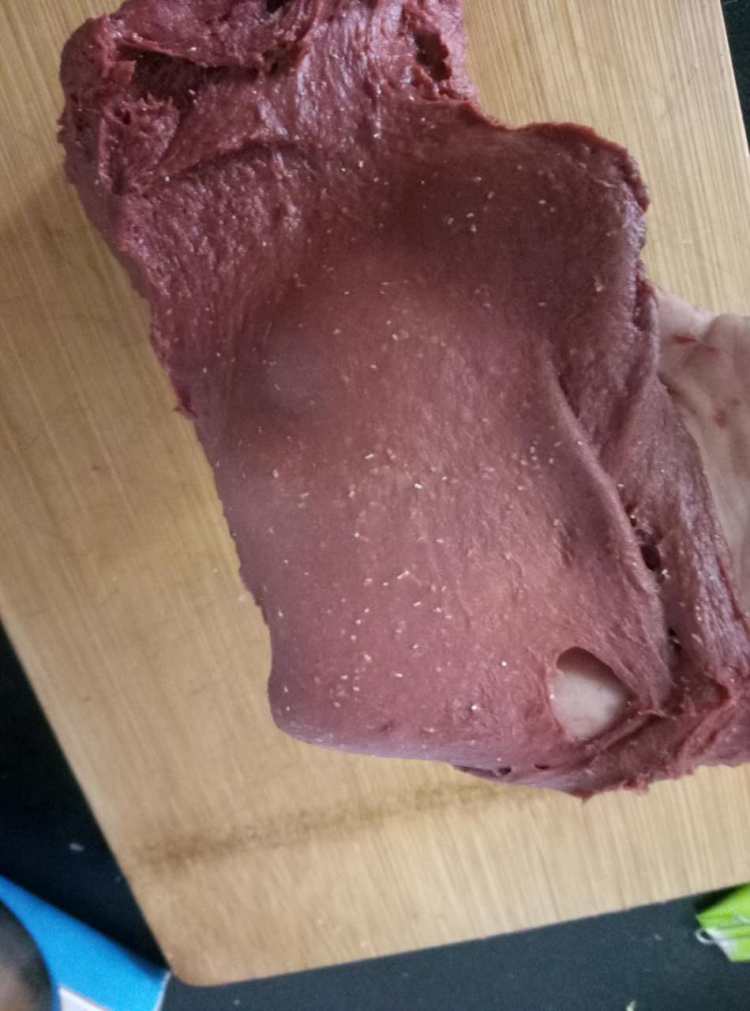 红丝绒麻薯软欧步骤2