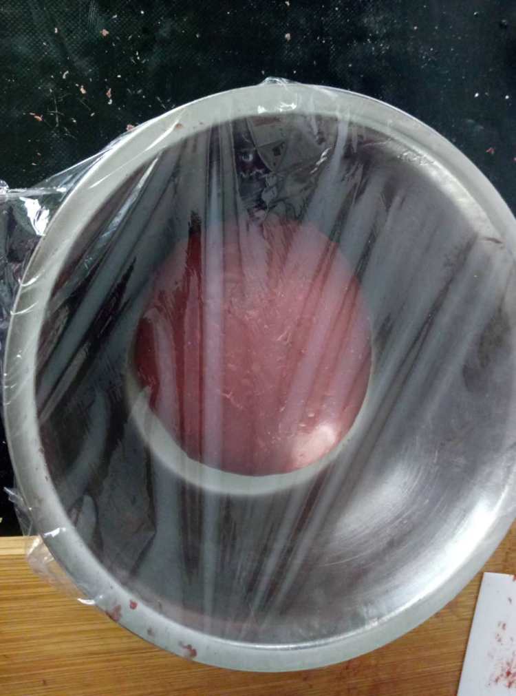 红丝绒麻薯软欧步骤5