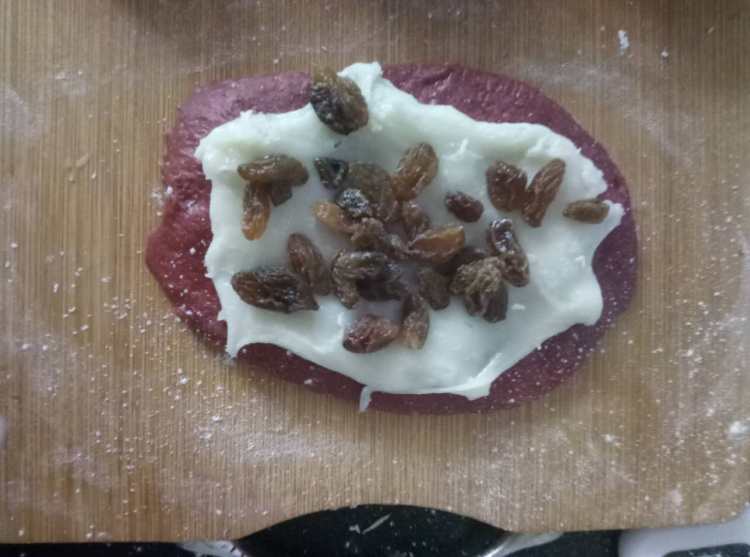 红丝绒麻薯软欧步骤12