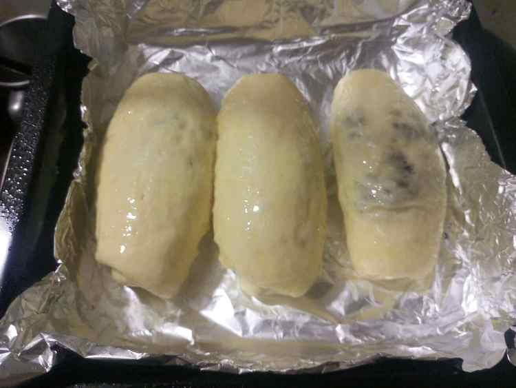 椰蓉红豆面包步骤9