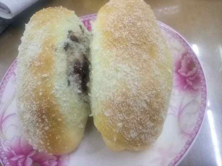 椰蓉红豆面包步骤11
