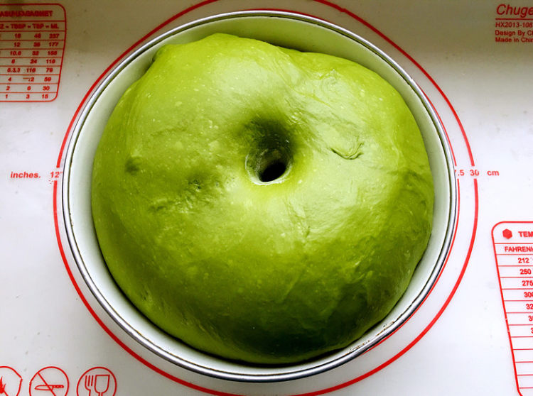 抹茶麻薯红豆面包步骤4