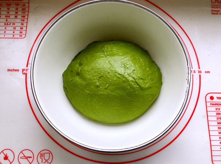 抹茶麻薯红豆面包步骤3