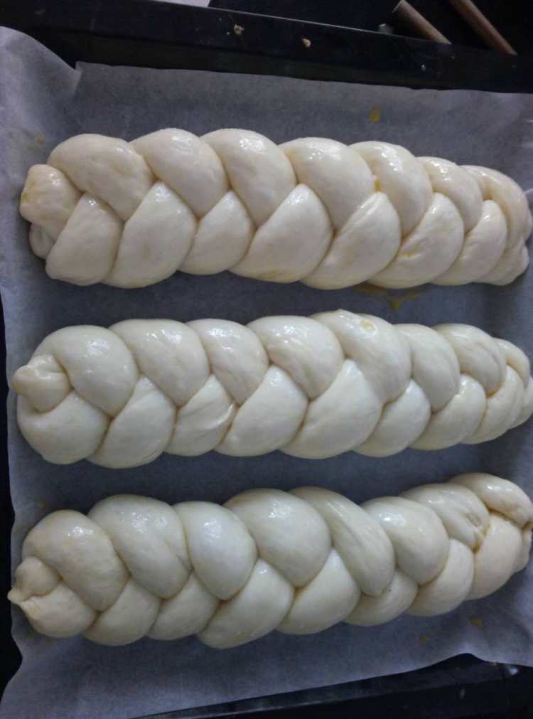 炼乳辫子面包步骤11