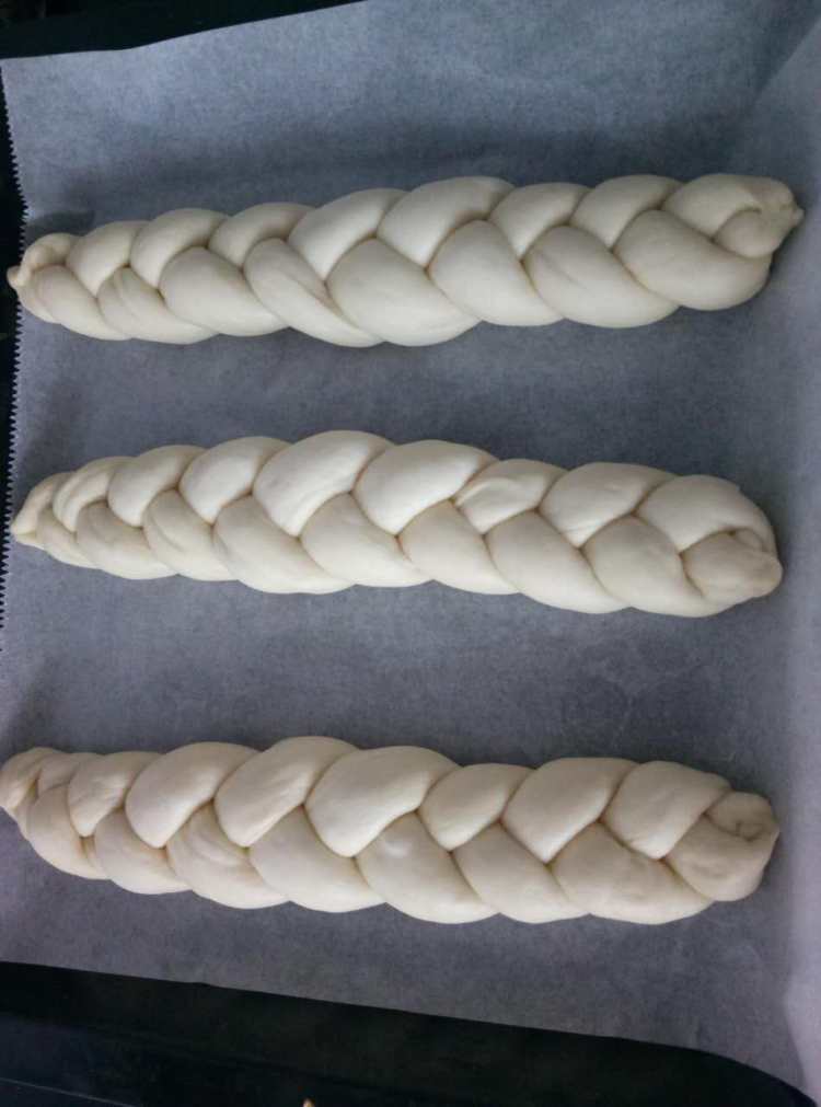 炼乳辫子面包步骤10