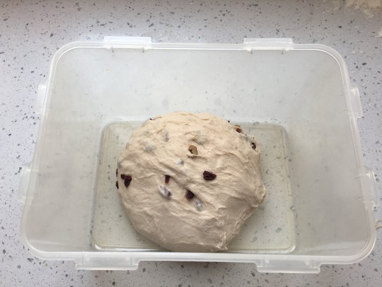 葡萄果汁软欧包步骤7