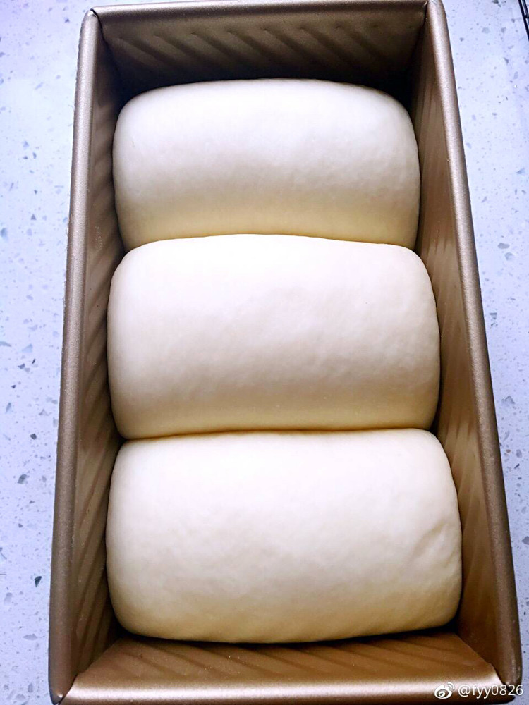 炼乳吐司步骤13