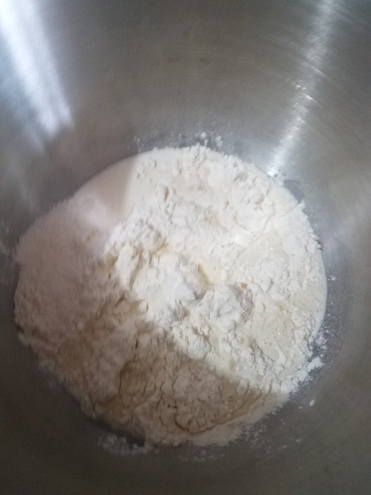 小方块花式餐包步骤1