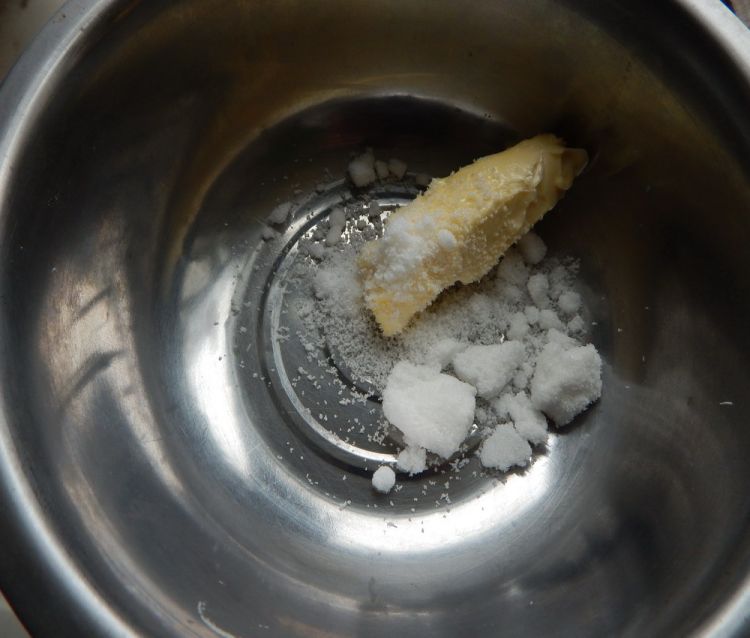 椰蓉面包卷步骤11