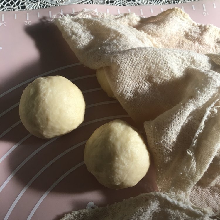 金枪鱼芝士包步骤5