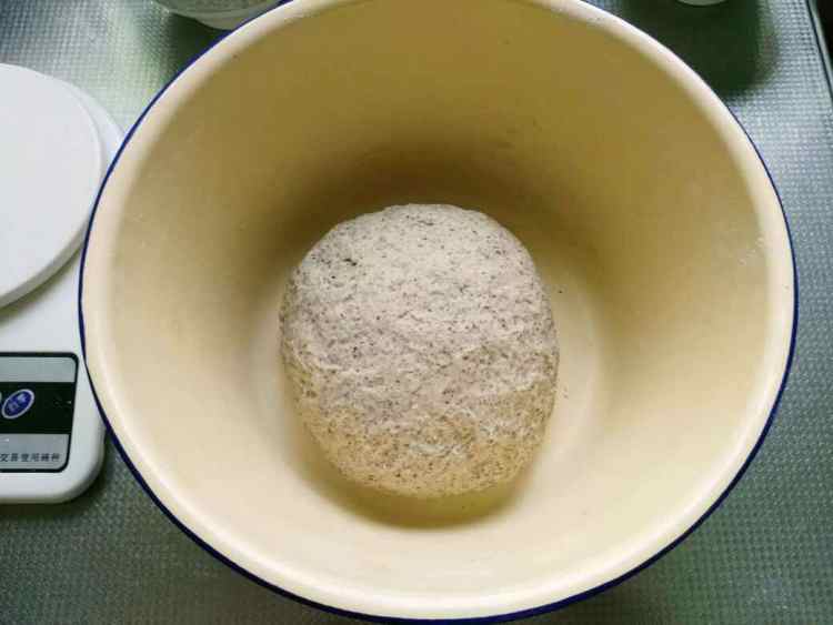 紫米全麦豆沙面包步骤3