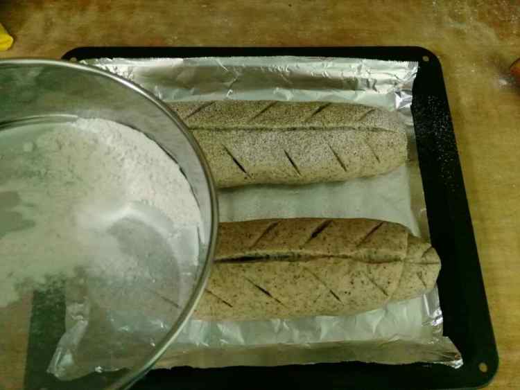 紫米全麦豆沙面包步骤10