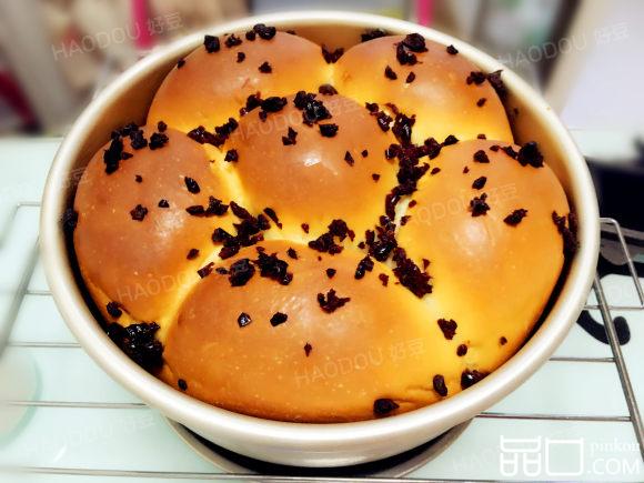 豆沙花朵面包