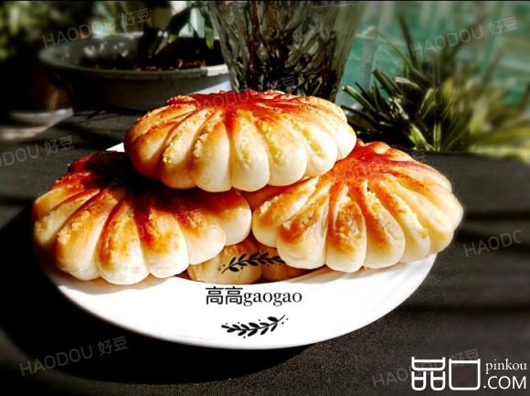 椰蓉花型?面包