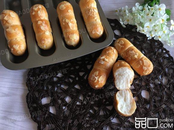 杏仁片面包