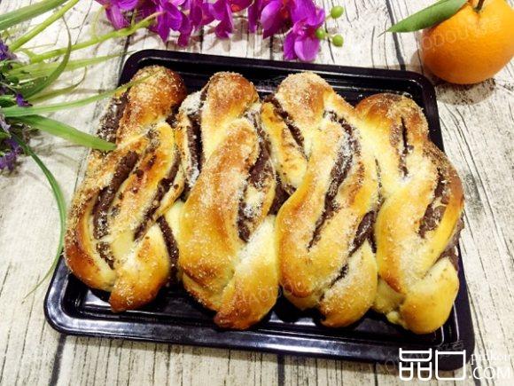 红豆扭扭面包