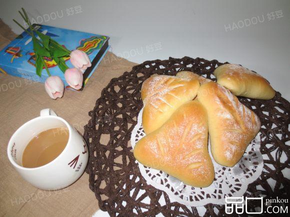 全麦蔓越莓奶酥软欧面