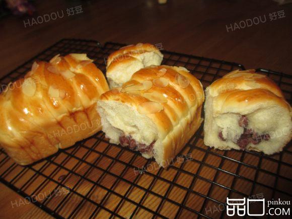 蜜豆辫子排包