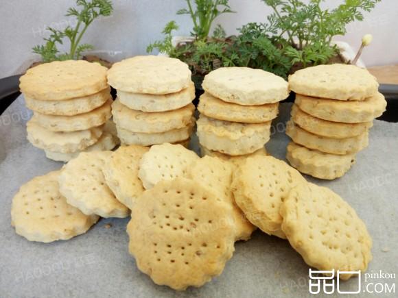 芝麻牛奶饼干