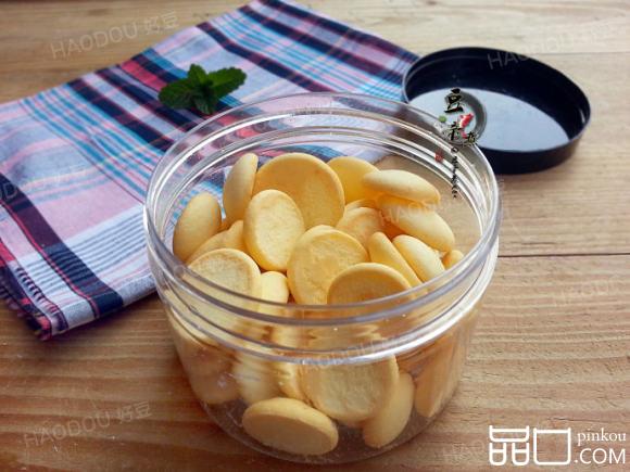 小圆饼干