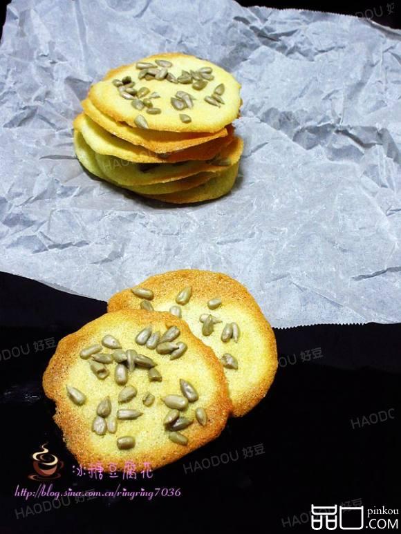 瓜子仁蛋白饼