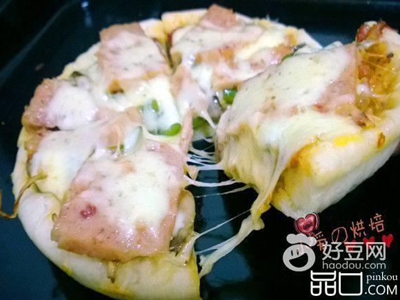 火腿芝士披萨
