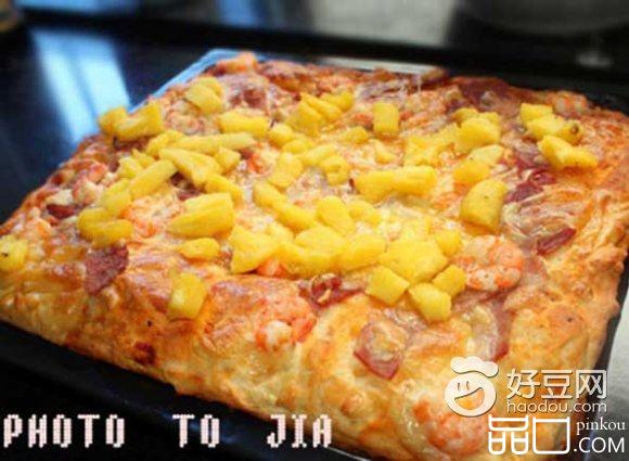 鲜虾培根厚底芝士披萨