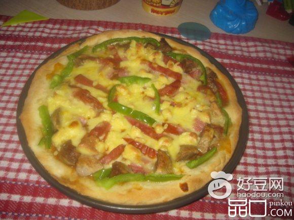 培根牛肉丸披萨