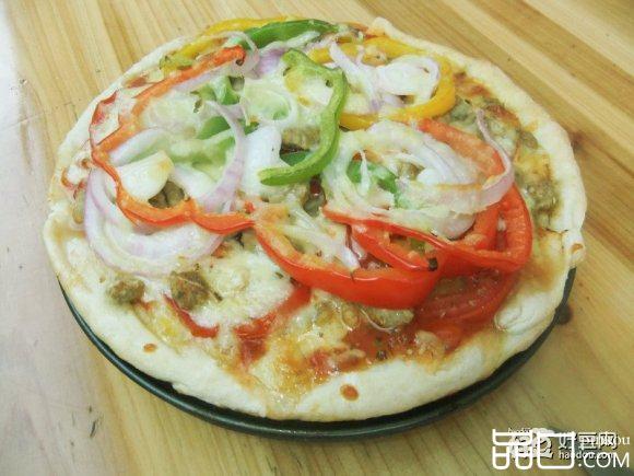 何美尔牛肉披萨