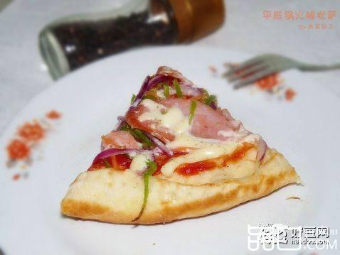 平底锅火腿披萨
