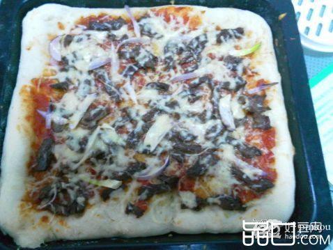 牛肉披萨