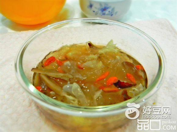 银耳红枣羹