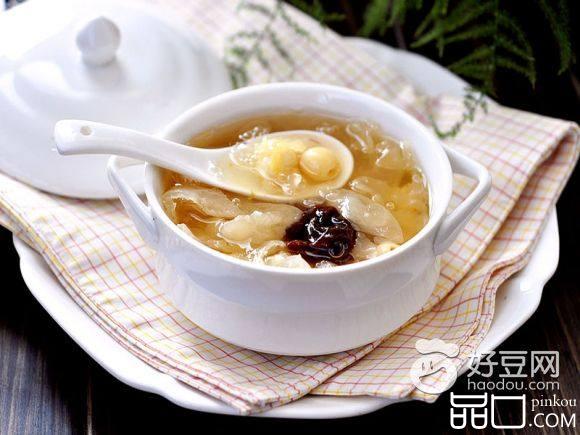 西梅银耳羹