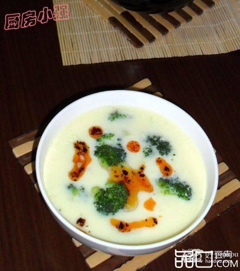 西兰花蛋羹