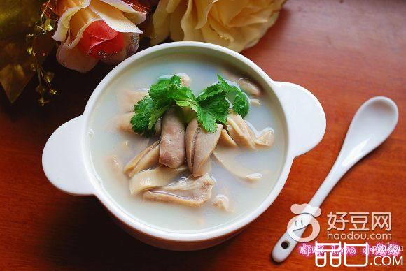 清炖猪肚汤