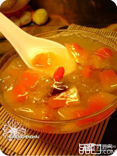 冰糖银耳炖木瓜