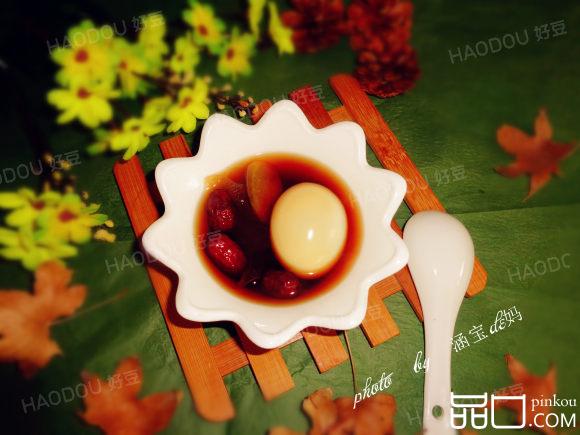 红糖银耳炖鸡蛋