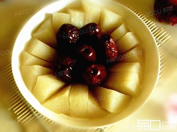 蒸红枣梨