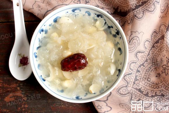 银耳莲子皂角米