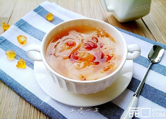 桃胶银耳汤