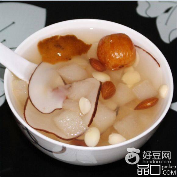 海底椰南北杏糖水