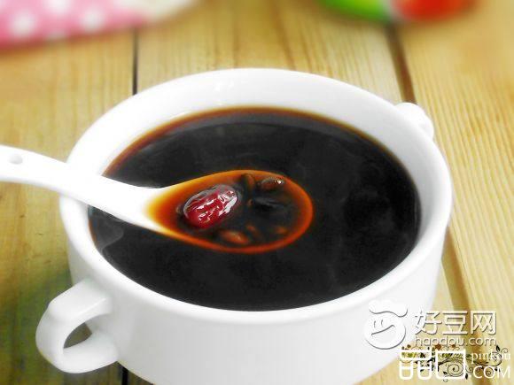 黑豆红枣甜汤