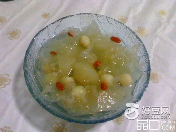 雪梨银耳糖水
