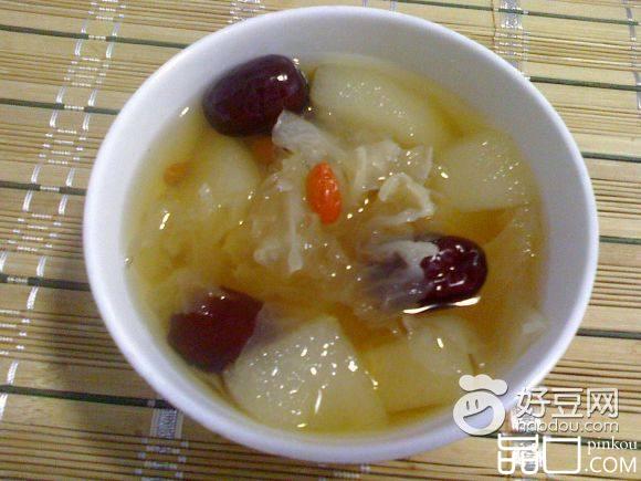 银耳雪梨糖水