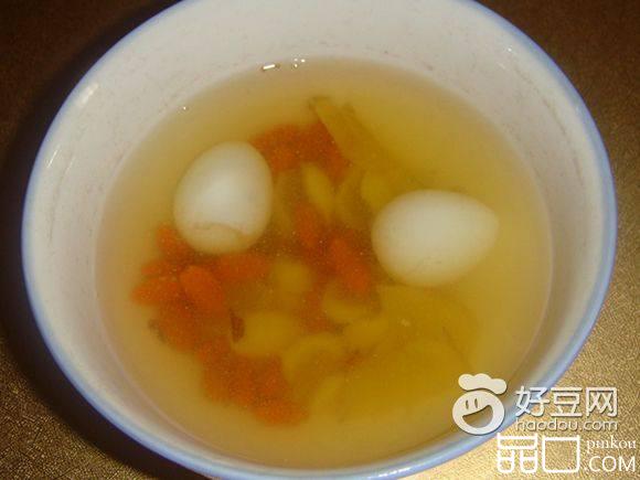 白果鹌鹑蛋冰糖水