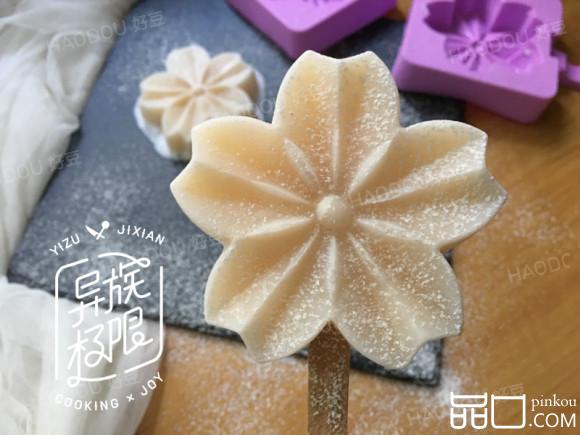 草莓味棉花糖冰棍